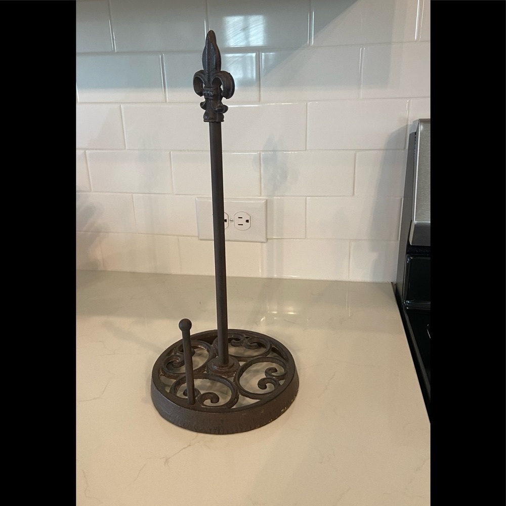 Wrought Iron Paper Towel Holder